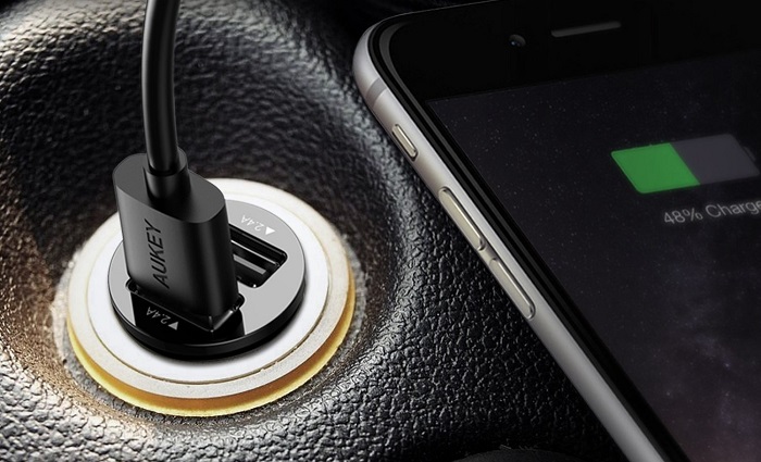 Car Charger, AINOPE Smallest 4.8A All Metal USB Car Charger Fast Charge Car  Charger Adapter Flush Fit Compatible with iPhone 14 Pro Max/13/12/11/x/6s